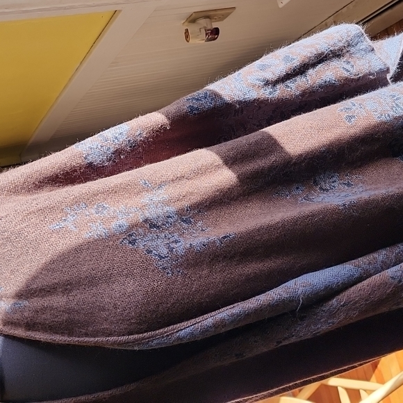 Soft by the avenue women's ruana one size - Picture 4 of 10